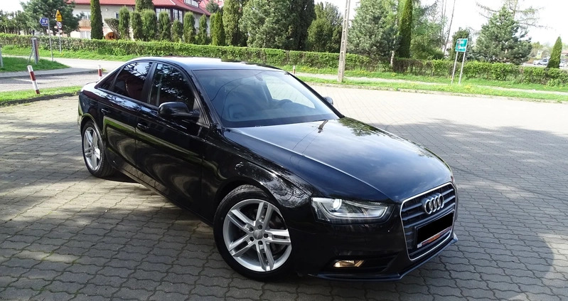 Audi A4 cena 54900 przebieg: 242000, rok produkcji 2015 z Błażowa małe 352